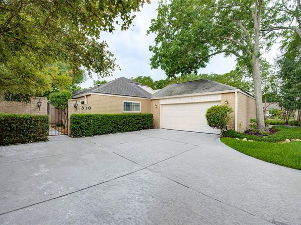 310 E Fair Harbor Ln, Houston, TX 77079