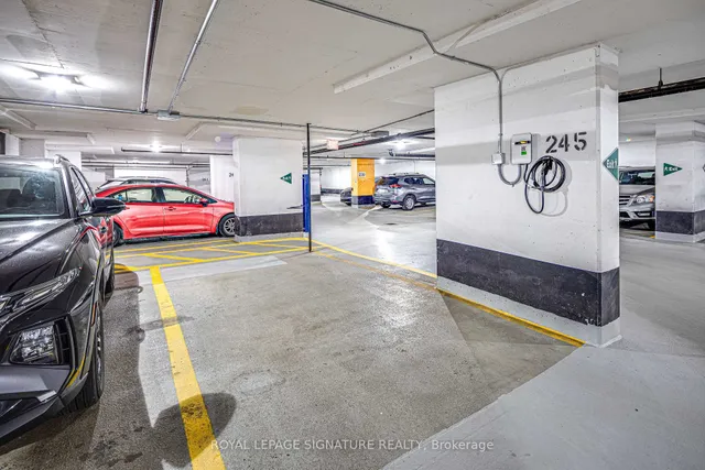 Additional image 25 of 212 Eglinton Ave Unit 402