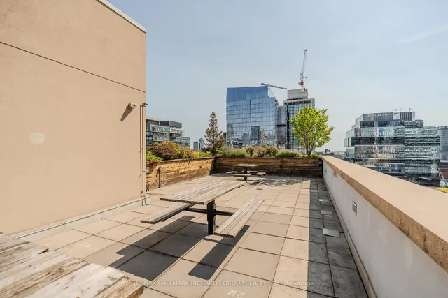 Additional image 20 of 230 King St Unit 1220