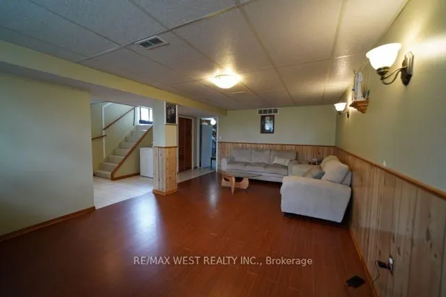 Additional image 15 of 22 Rabton Crt