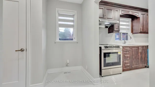 Additional image 12 of 12 Lynvalley Cres