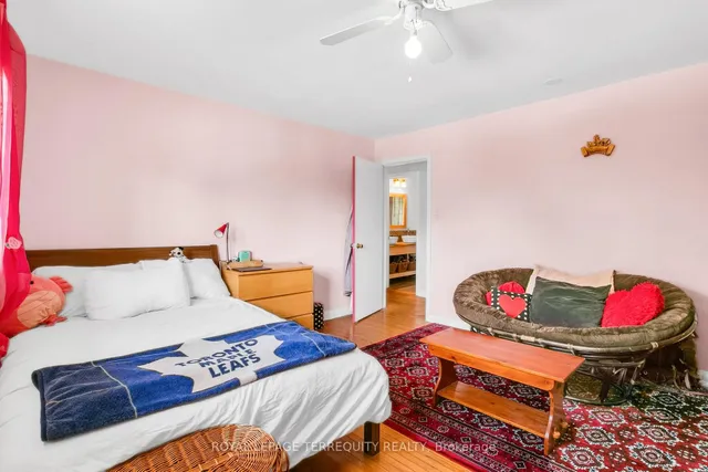 Additional image 21 of 11 Urbandale Ave