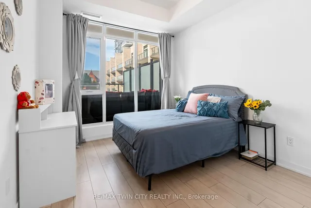 Additional image 15 of 55 Duke St Unit 228