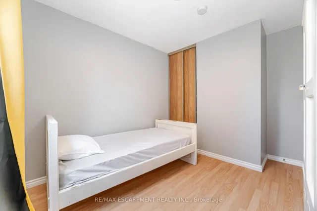 Additional image 29 of 178 Athenia Dr