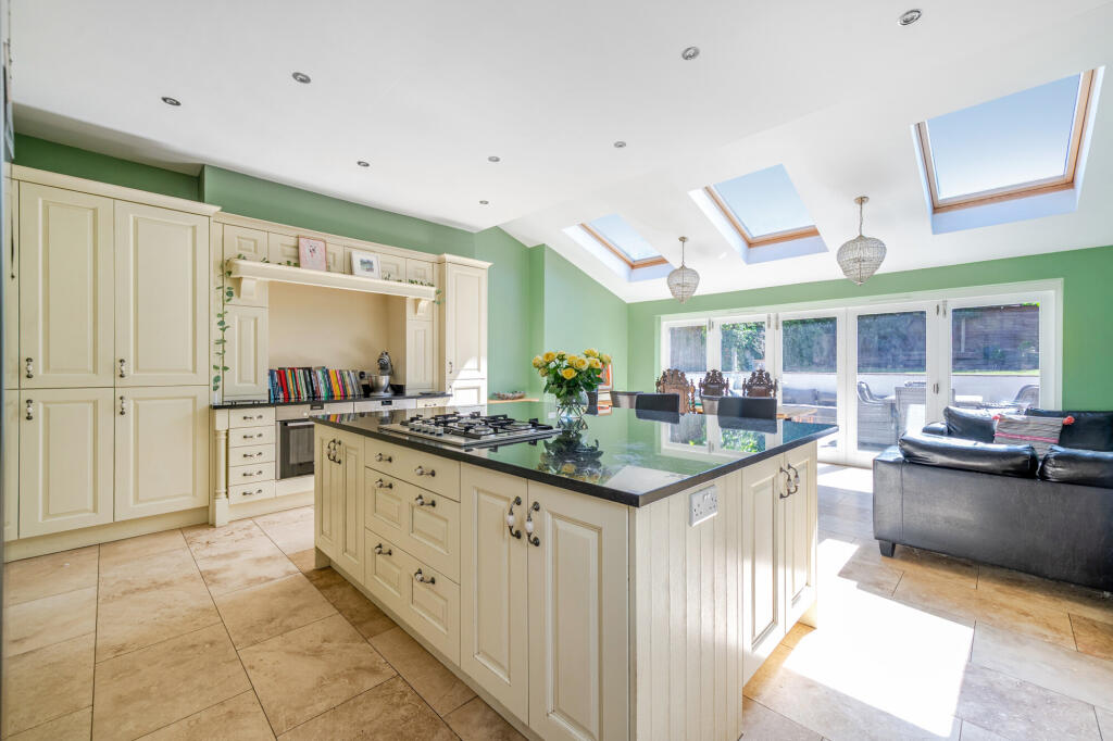 Additional image 3 of Gombards, St. Albans, AL3