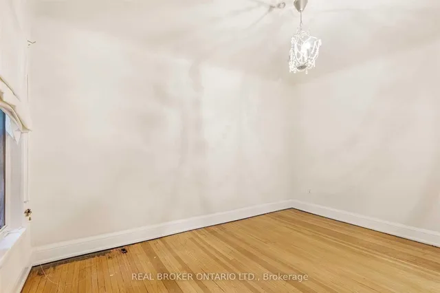 Additional image 15 of 499 Palmerston Blvd