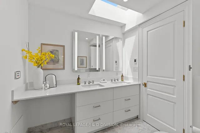 Additional image 19 of 381 St Clarens Ave