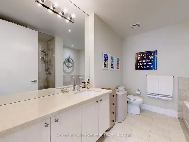Additional image 22 of 29 Queens Quay Unit 401