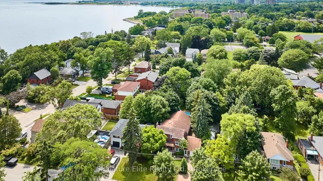 Additional image 42 of 2 Elton Cres