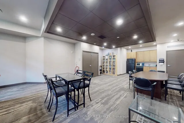 Additional image 34 of 901 Queen St Unit 231