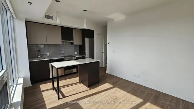 Additional image 19 of 203 College St Unit 2702