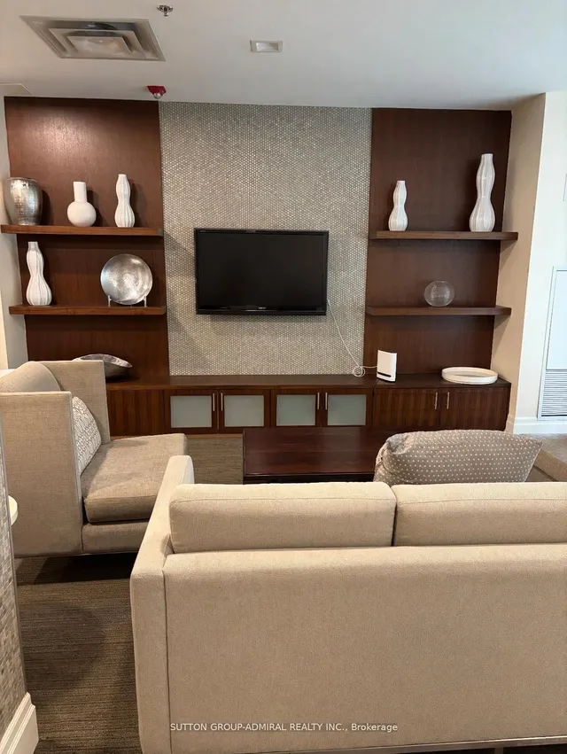 Additional image 12 of 27 Rean Dr Unit 604