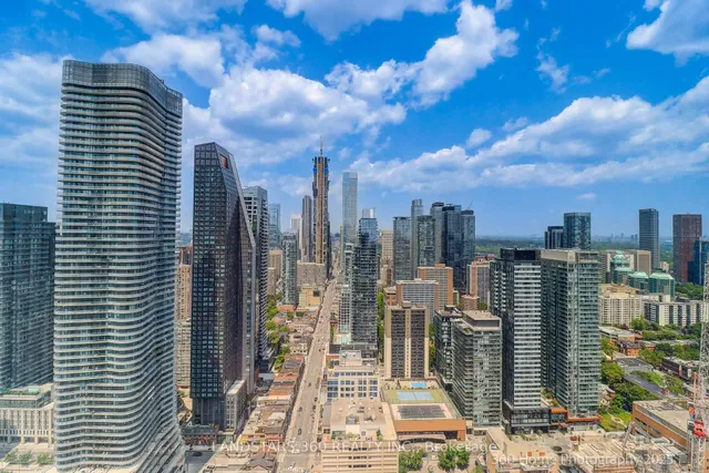 Additional image 17 of 501 Yonge St Unit 4202