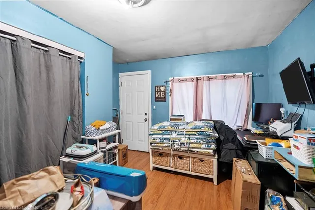 Additional image 16 of 77 Barton St