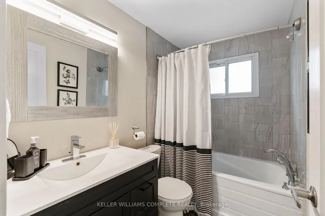 Additional image 19 of 423 QUEEN VICTORIA Dr