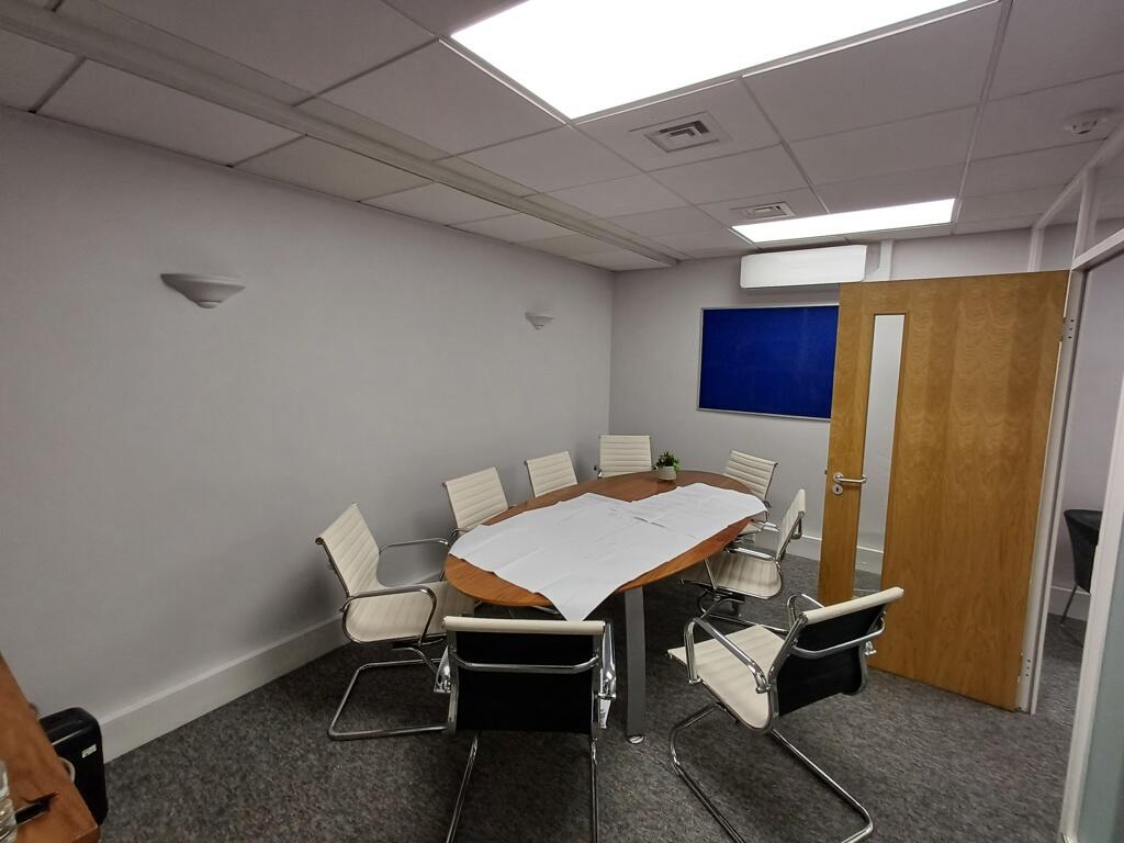 Additional image 5 of Lower Ground, Alban Row, 27-31 Verulam Road, St Albans, Hertfordshire, AL3