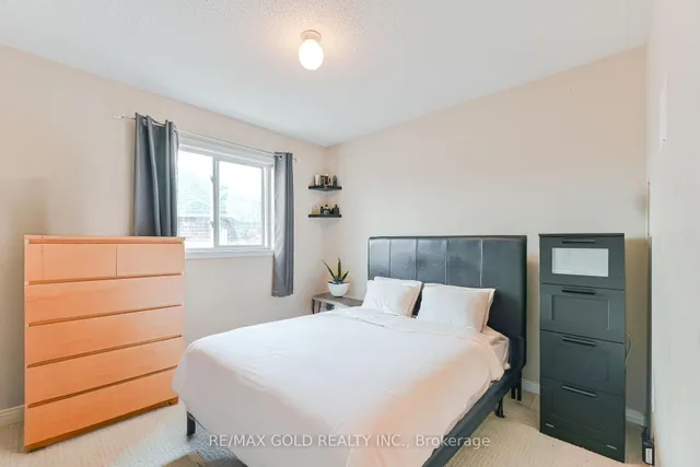 Additional image 27 of 48 Nostalgia Crt