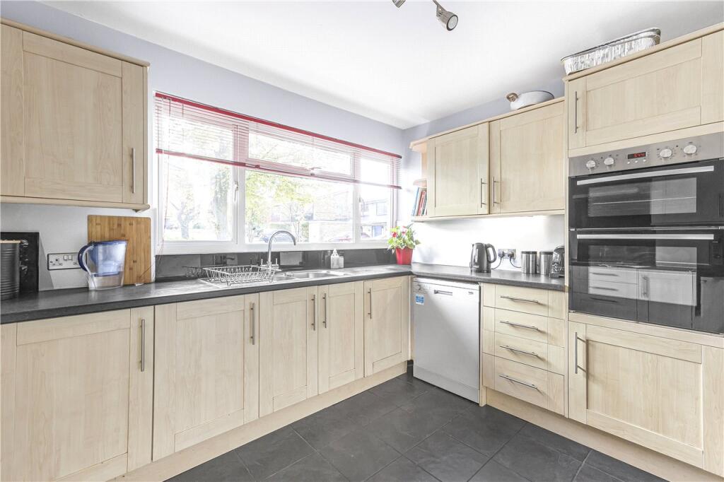 Additional image 8 of The Chase, Welwyn, AL6