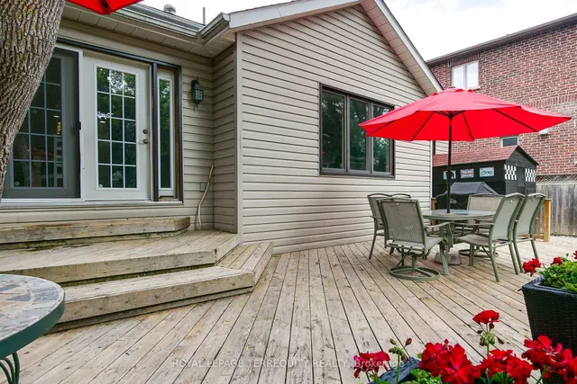 Additional image 41 of 11 Urbandale Ave