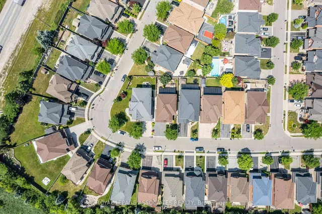 Additional image 44 of 13 Laurentide Cres