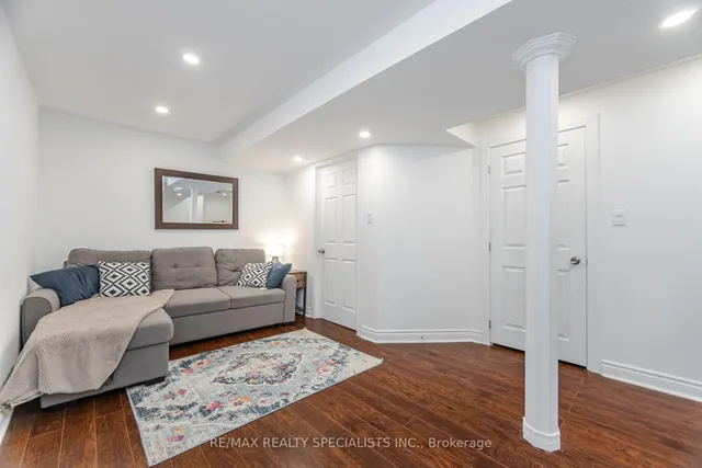 Additional image 35 of 21 Silo Crt