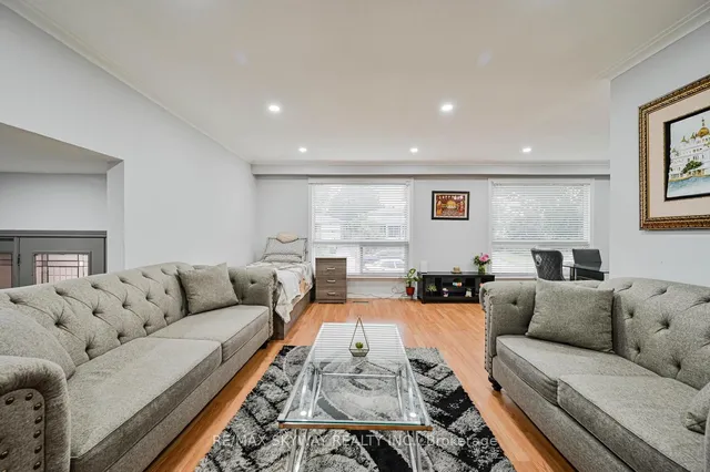 Additional image 11 of 20 Terra Cotta Cres