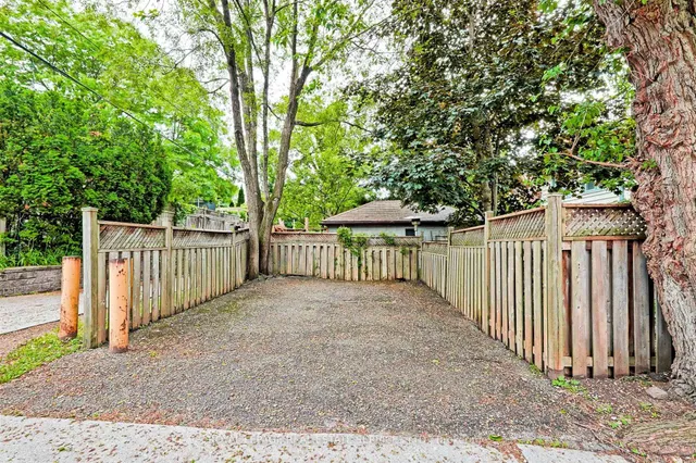 Additional image 42 of 93 Medland Cres