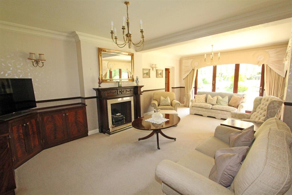 Additional image 4 of Brookmans Avenue, Brookmans Park, Hatfield