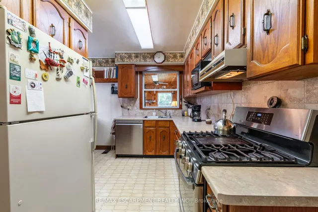 Additional image 11 of 35 Kemp Dr