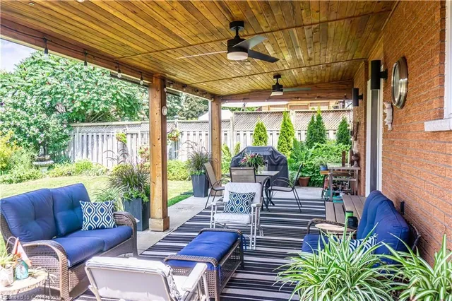 Additional image 40 of 34 Strathcona Cres