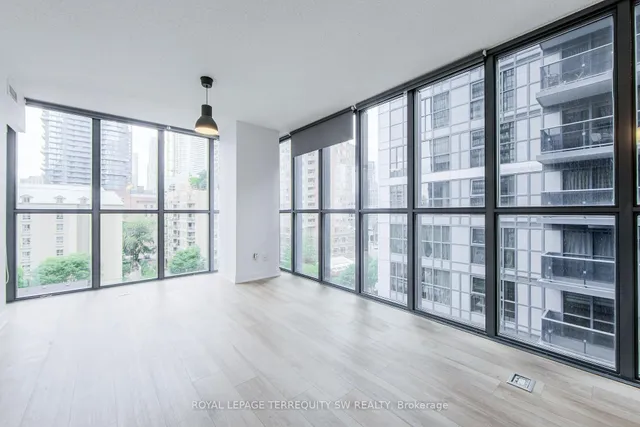 Additional image 26 of 110 Charles St Unit 707