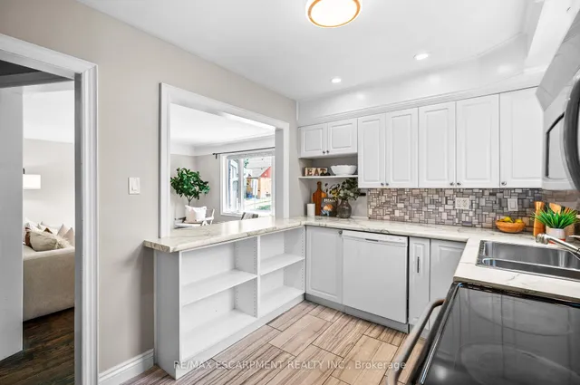 Additional image 10 of 78 West 3rd St