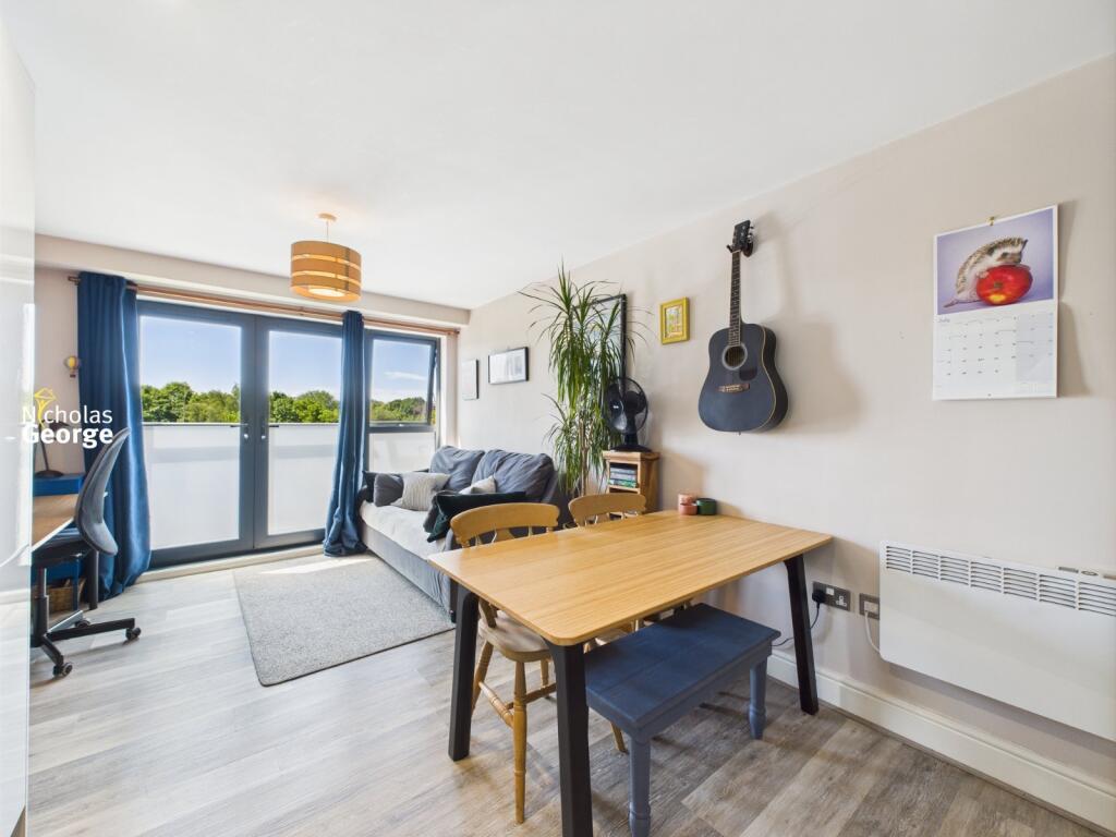 Additional image 7 of The High Street, Kings Heath, Birmingham, B14