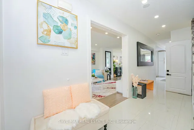 Additional image 3 of 76 Traverston Crt