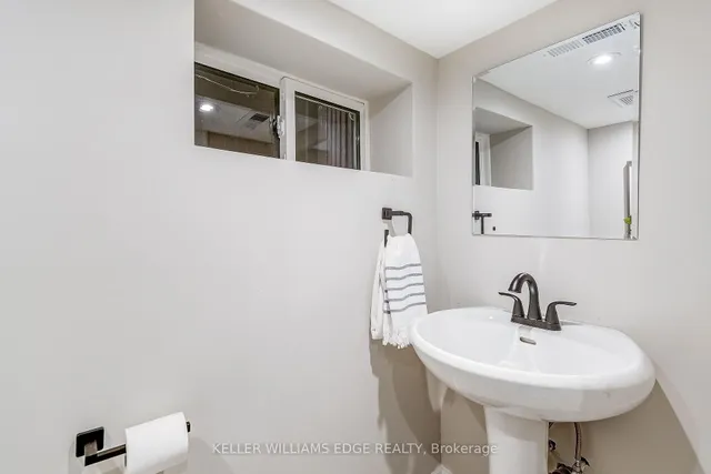 Additional image 38 of 32 Cumberland Ave