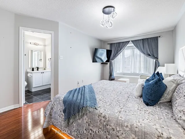 Additional image 19 of 7 Dunlop Crt