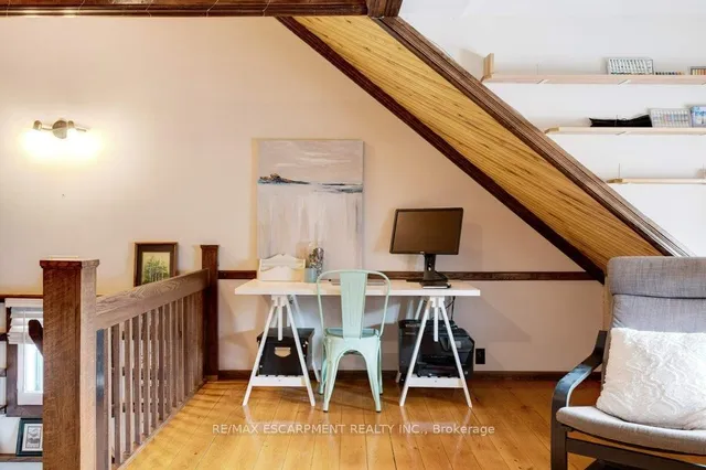 Additional image 31 of 176 Sherman Ave