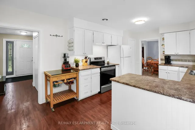 Additional image 13 of 585 Fletcher Rd