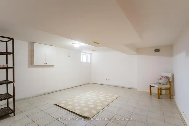 Additional image 22 of 569 Greenwood Ave