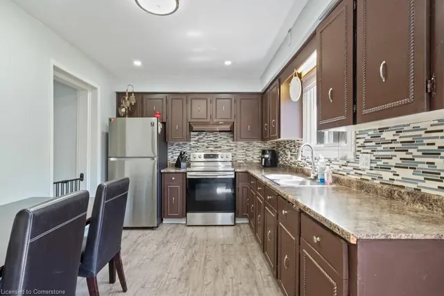 Additional image 7 of 30 Robins Ave