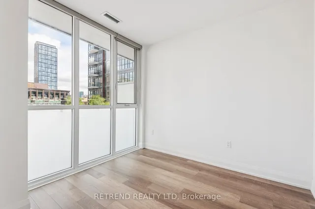 Additional image 15 of 77 Mutual St Unit 908