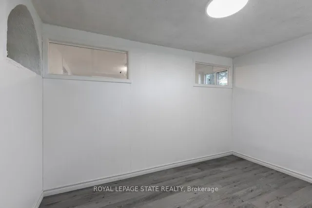 Additional image 38 of 8477 Dickenson Rd