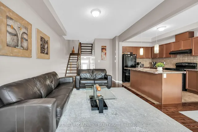 Additional image 11 of 121 Bankfield Cres