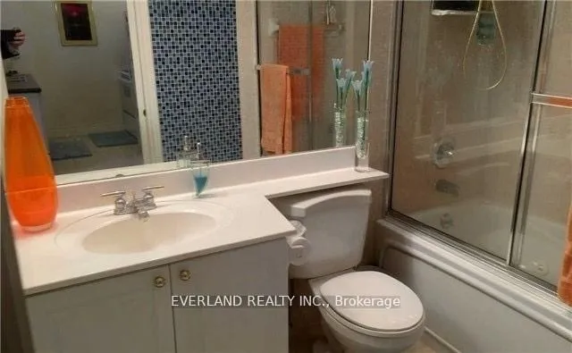 Additional image 5 of 887 Bay St Unit #708