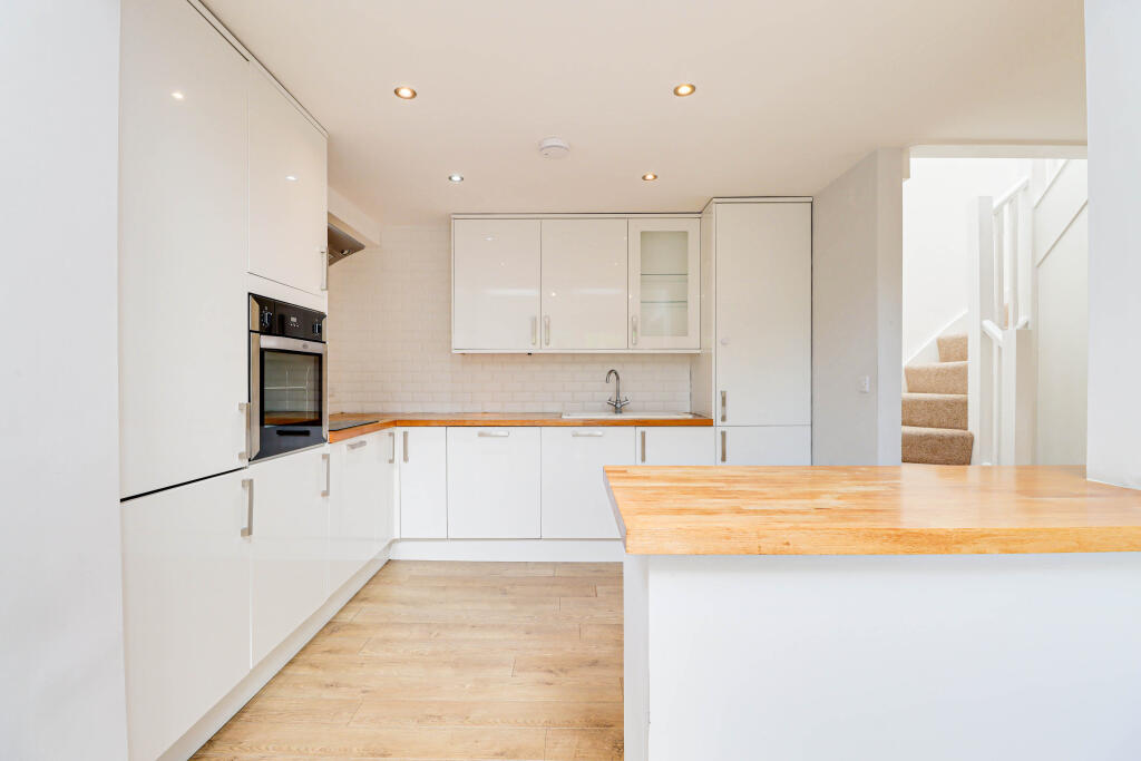 Additional image 12 of St. Lukes Place, Wellington Road, St. Albans, AL1