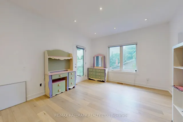 Additional image 32 of 114 Lloyd Manor Rd