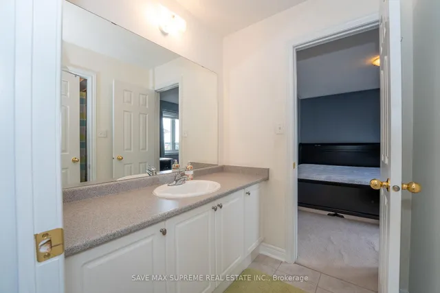 Additional image 29 of 4 Ozark Crt