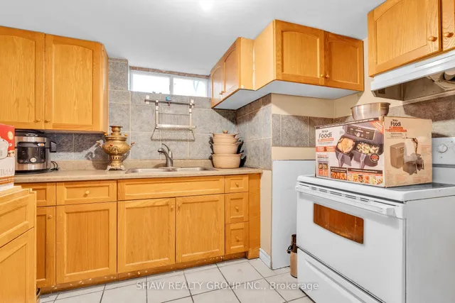 Additional image 34 of 286 Newbury Dr