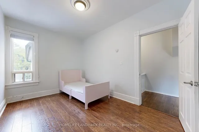 Additional image 22 of 692 Gerrard St