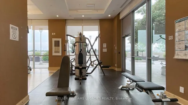 Additional image 16 of 181 Village Green Sq Unit 719